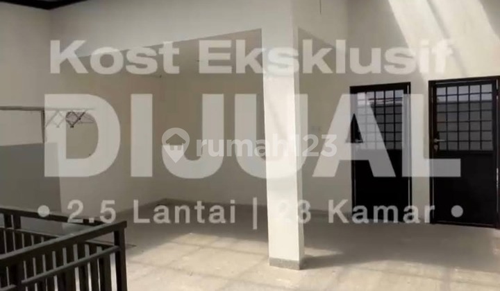 For Sale New Strategic Boarding House with Many Rooms at Pondok Tjandra Bw 276 2