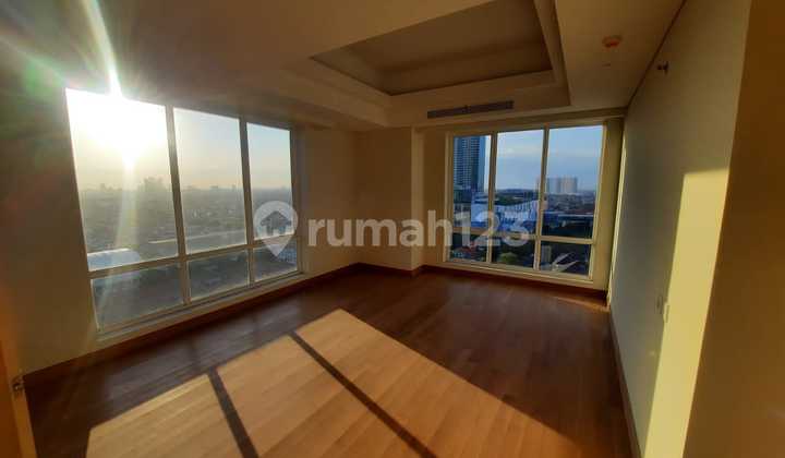 FOR SALE ONE EAST APARTMENT 3 BR READY TO OCCUPY LA 406 1