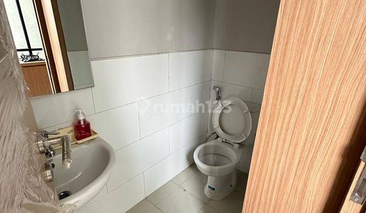 Miliki Hunian Mewah Dan Eksklusif Di Grandwisata  -  siap Disewa Rumah 4