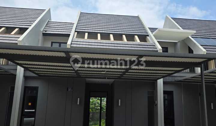 Sewa Rumah Z Living Grand Wisata - Lake View Eksklusif & Asri dengan Harga 67 Juta An Sewa Rumah Z Living Grand Wisata - Lake View Eksklusif & Asri dengan Harga 67 Juta An