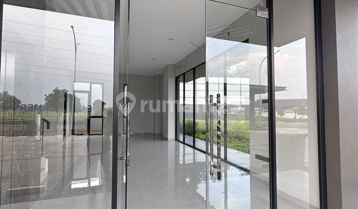 Premium Terra Shop at Prospera Hub Grand Wisata - Rare Unit with Private Lift! 2