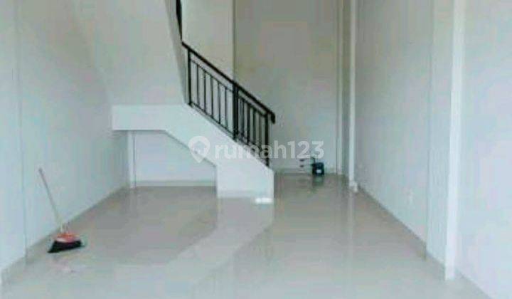 Disewakan Ruko Lokasi Cocok Untuk Usaha kantor Di Grand Wisata Bekasi 3