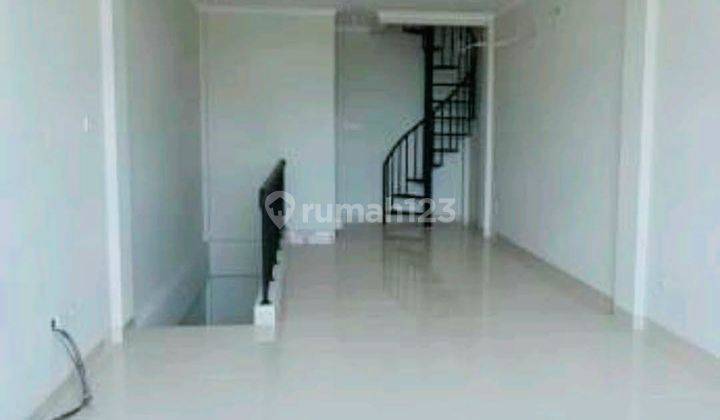 Disewakan Ruko Lokasi Cocok Untuk Usaha kantor Di Grand Wisata Bekasi 5