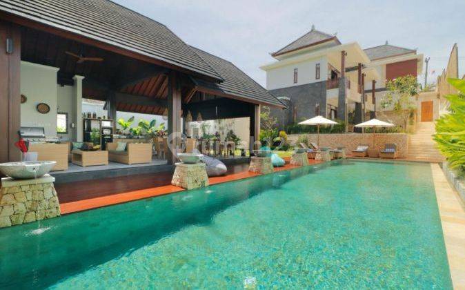 Freehold - Discover Exquisite Living Luxury Villa Retreat in Uluwatu, Bali 2