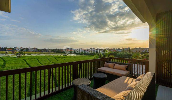 Luxury 3 Bedrooms Villa With Rice Field In Berawa Canggu 2