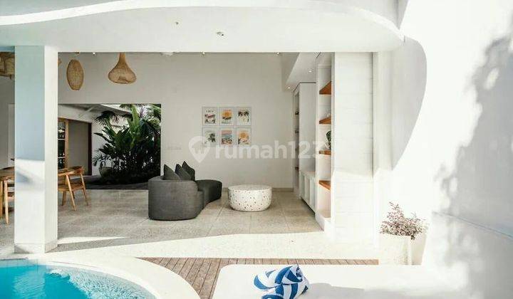 Luxurious Leasehold Villa 3 Bedrooms In Berawa Canggu Bali 2