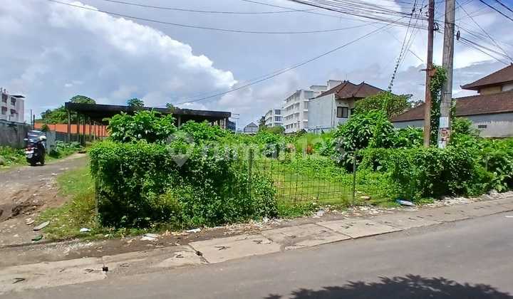 Land Freehold In The Heart of Cendrawasih Petitenget Bali