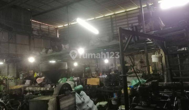 Gudang di Holis Bandung, Dijual Beserta Mesin Pembuat Plastik 2