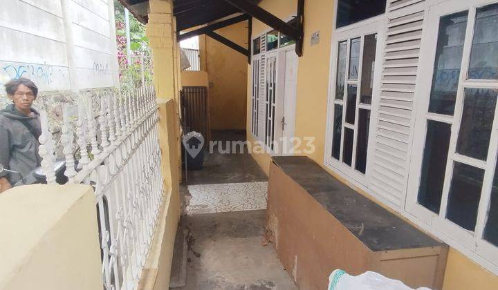 Rumah Kost Kab. Bandung, Ada 7 Kamar Tidur, Terawat Siap Huni 2