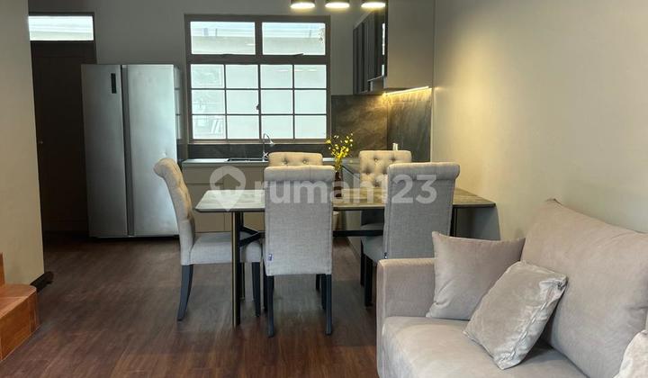 Full Furnish Mewah Town House Taman Paris Dua Lantai