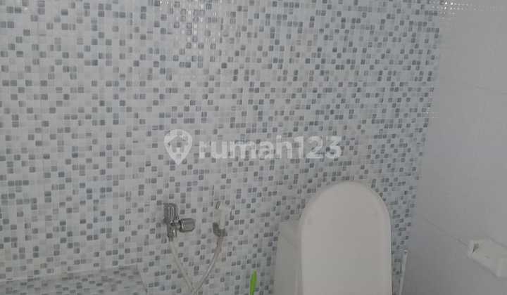 For Rent Penthouse Condominium Golf Karawaci. Walking Distance to Uph Supermall 2