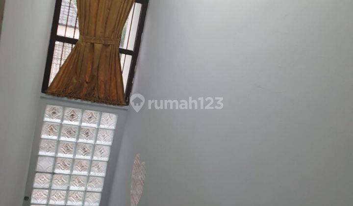 Jual cepat rumah rapi di Taman Bukit Chedi Lippo Karawaci Barat 2