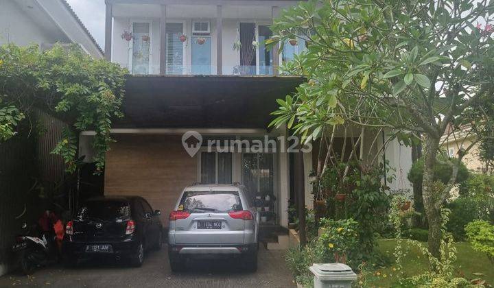 Dijual rumah mewah di Taman Beverly golf Lippo Karawaci Central . Hanya 5 menit ke  UPH 1