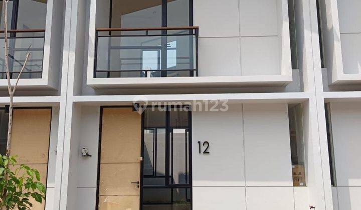 Rumah baru 2 km tidur Cendana icon Lippo Karawaci utara  1