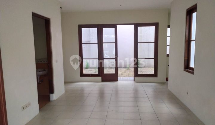 Dijual rumah rapi Taman Pattaya Lippo Karawaci Barat 2