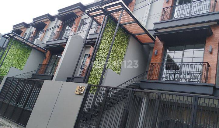 Rumah Cilandak Baru 3 Lantai Jalan Fatmawati Raya  Jakarta Selatan 1