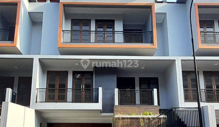 Rumah Baru Townhouse Minimalis Modern Condet Jakarta Timur  1