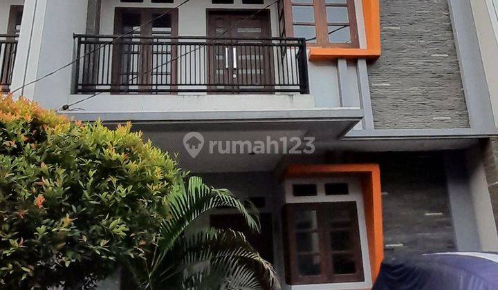 Rumah Townhouse Condet Jakarta Timur 1