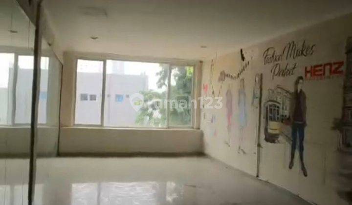 Ruko Hoek Cempaka Putih Lokasi Dkt Jln Letjen Soeprapto Jakarta Pusat 2