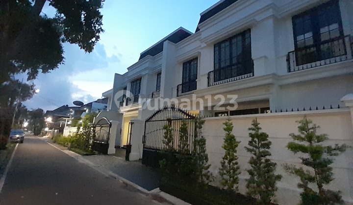 For Sale New American Classic 3-Story House with Rooftop in Cempaka Putih Tengah, Central Jakarta 2