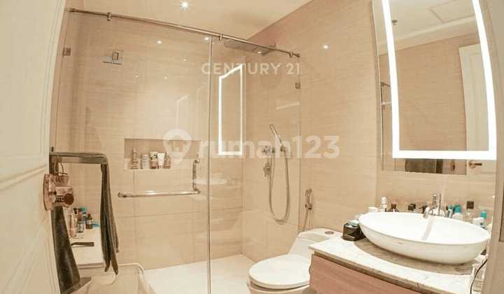 Sudirman Mansion Luxury Apartment SCBD South Jakarta - 3BR, Fully Furnished, Sudirman View 2