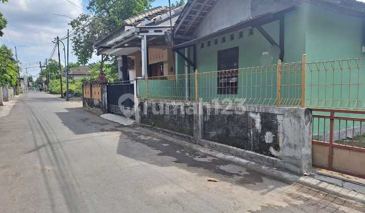 Rumah di sewakan di Tiyasan dekat kulineran di jalan Kaliurang km 8 2
