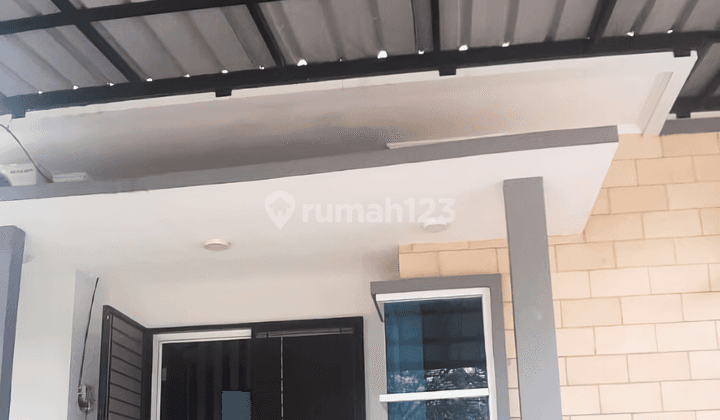 Rumah Bagus Semi Furnished di Rumah Simpruk 2 (dkt Spbu), Bekasi 1