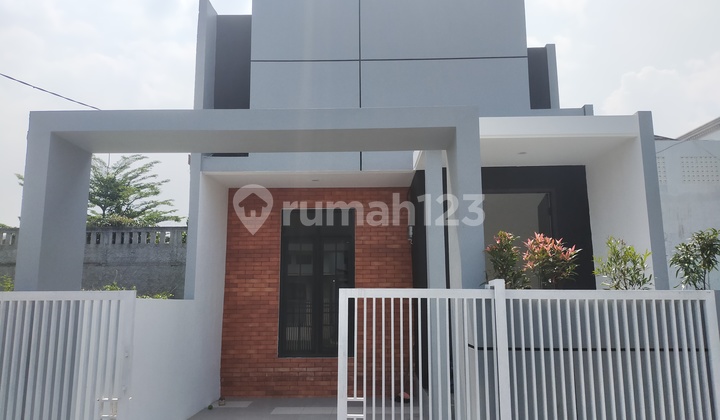 New House Ready to Live in Cibiru Hilir Near UPI Campus Certificate 625 Million 2