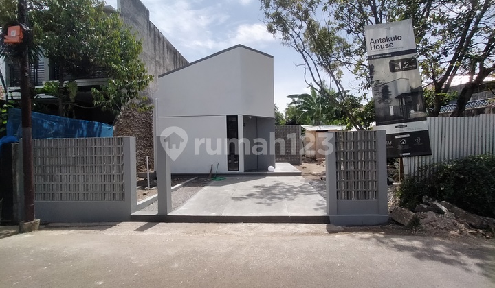 Rumah Baru 1 Lantai di Antapani Kota Bandung SHM 1,67 M bisa KPR 2