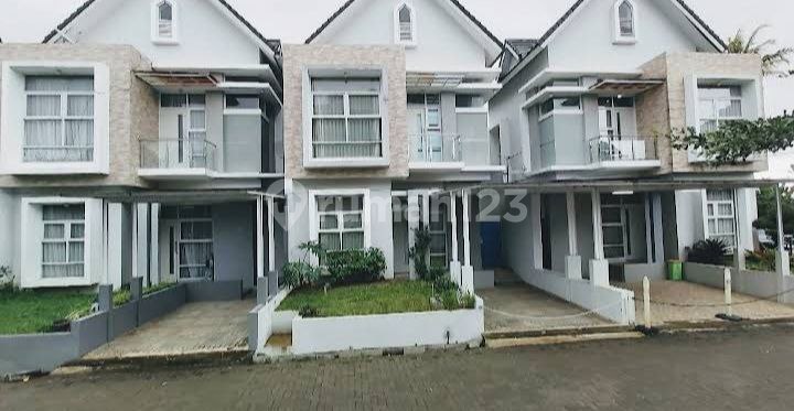 For Sale 2-Story House Ready to Use Cluster D'green Aqila Residence Cimahi 1