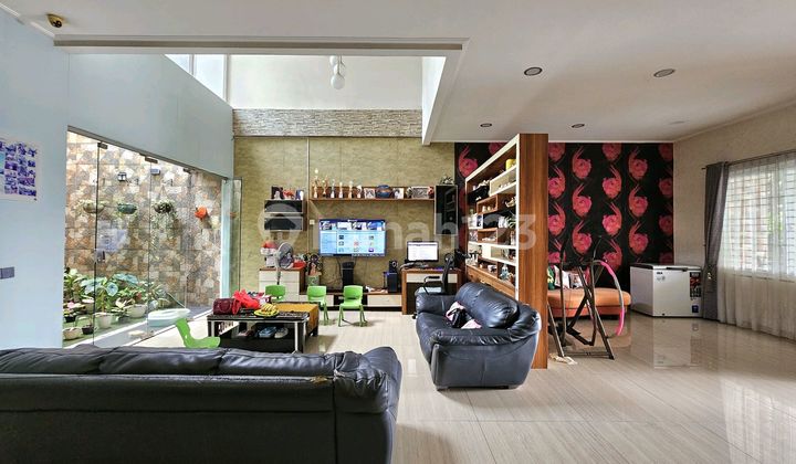 Dijual Cepat Rumah Semi Furnish View Danau 2