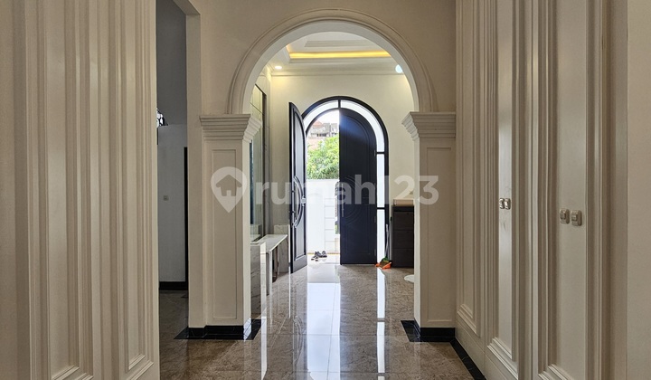 Luxury House, Ready to Occupy and Fully Furnished in Sector 1 A Gading Serpong 1
