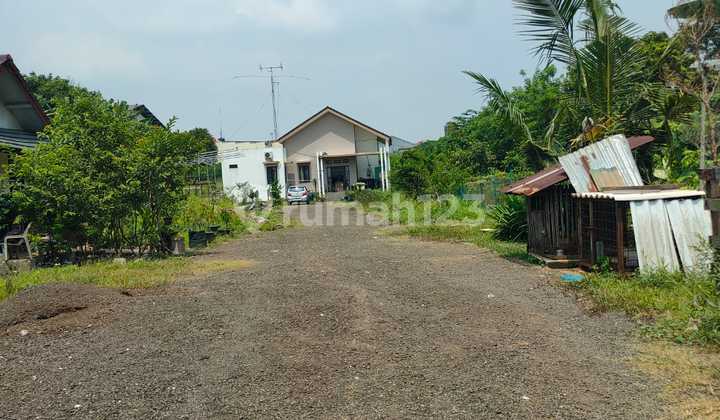 Land for Sale with Free House and Warehouse Building Land for Sale with Free House and Warehouse Building