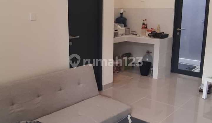 Disewakan Rumah di Baroni Summarecon Serpong