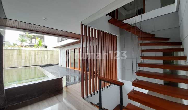 New Modern Tropical Minimalist House, Pondok Indah (Hook) Private Lift and Pool 2