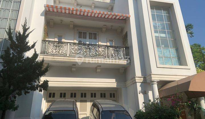 TOWNHOUSE EXCLUSIVE CIPETE  SELANGKAH KE STASIUN MRT  1