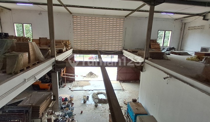 For Quick Sale: Warehouse/Workshop/Distribution Center in Joglo