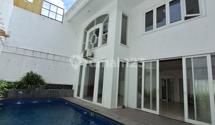 Duta Pondok Indah Elementary School Area