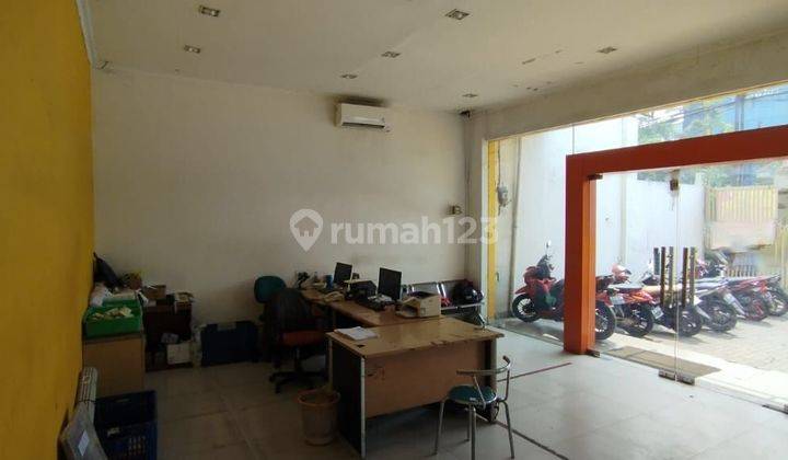 Dijual Cepat Bangunan Kantor di Jalan Raya Bekasi 1