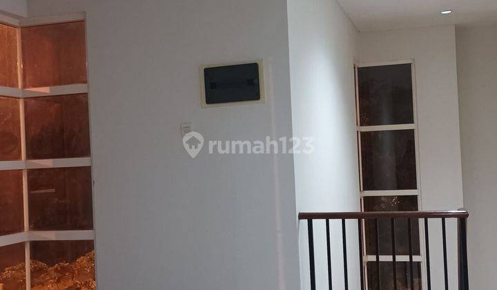 Dijual Rumah Bagus di Asera One West Harapan Indah Bekasi 2