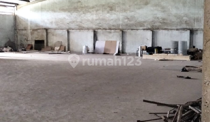 Shared Warehouse in Mengger, Moh Toha, Bandung