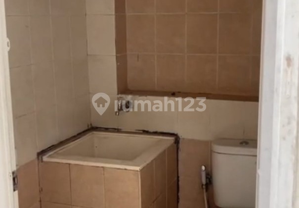 Three-Story Ruko Sentra Niaga, Strategically Located in Harapan Indah, Bekasi