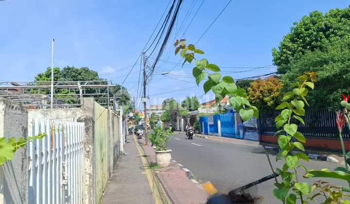 Dijual Rumah Hitung Tanah Saja Di Jl Kh Ahmad Dahlan,Palmeriam Jakarta Timur 2
