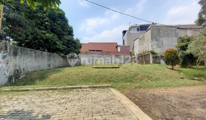 Kavling Besar di Komplek Pisok di Bintaro Sektor 5