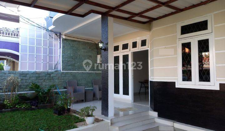 Rumah Rapih Di Villa Bintaro Indah Jombang 1