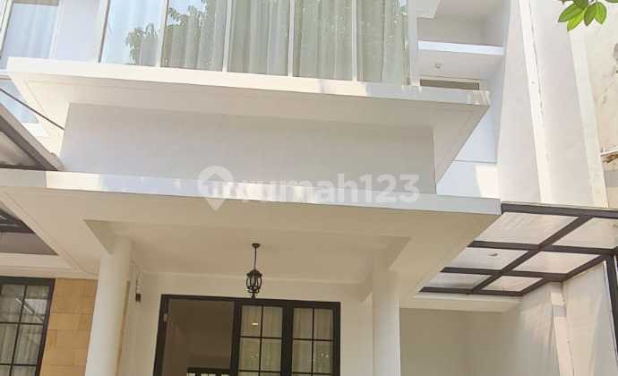 Rumah Bagus di Cluster Discovery Cielo Bintaro Jaya