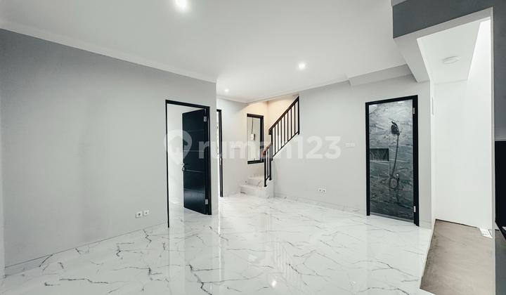 Rumah Baru di Cluster Kiwi Residence Graha Raya Bintaro 2