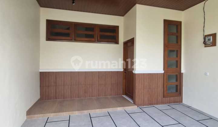 Brand New 2 Lantai di Villa Bintaro Indah Jombang 2