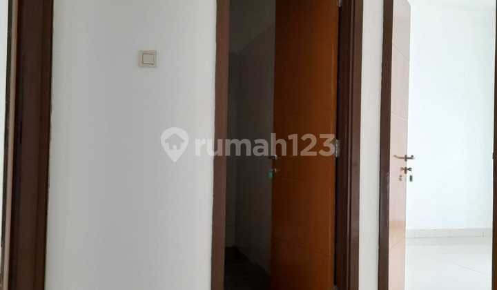 2-Story House in Discovery Terra Cluster, Bintaro Jaya 2