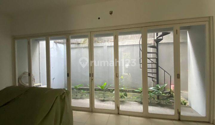 Rumah Terawat di Cluster Emerald View Bintaro Jaya 2